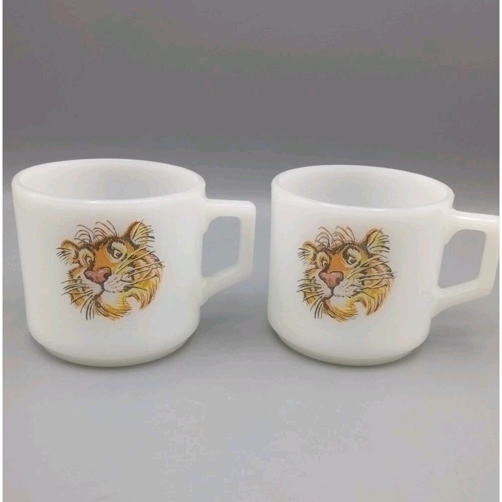 Lot 2 Vtg Tony The Tiger Esso Exxon Glass Milk Glass Fire King Coffee Mugs Cup